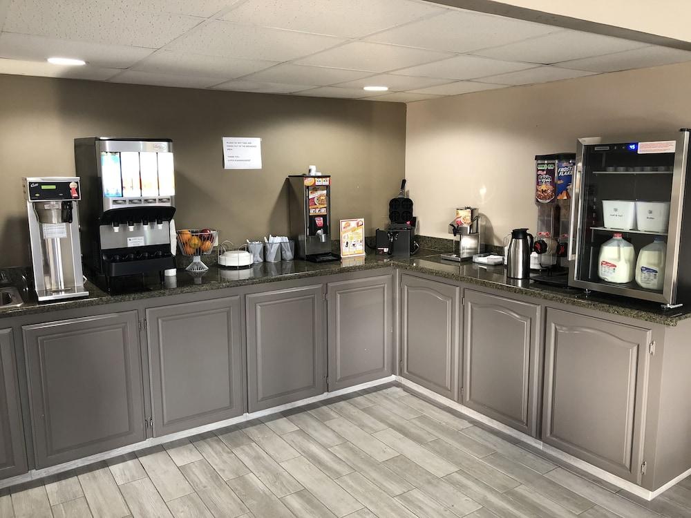 Super 8 By Wyndham Orangeburg Near I-26 Hotel Ngoại thất bức ảnh