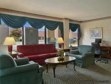 Super 8 By Wyndham Orangeburg Near I-26 Hotel Ngoại thất bức ảnh